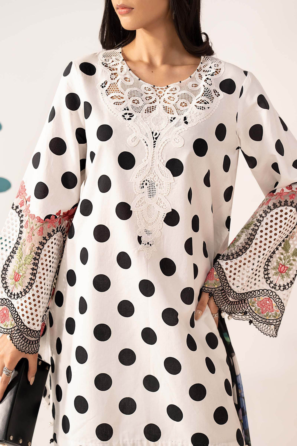 3 Piece Unstitched Embroidered Lawn Suit